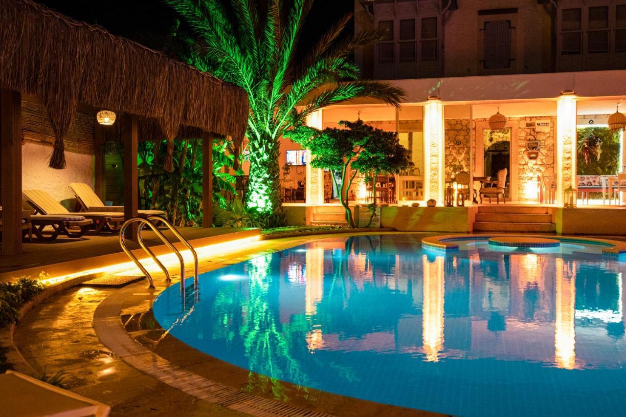Lale Lodge Hotel Alacatı Bagian luar foto