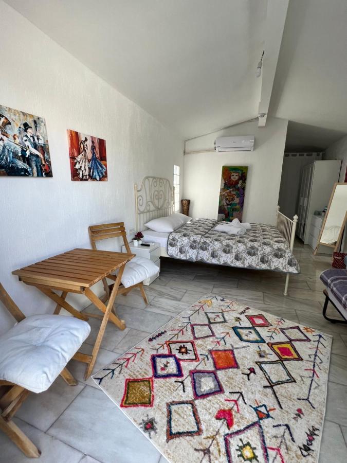 Lale Lodge Hotel Alacatı Bagian luar foto