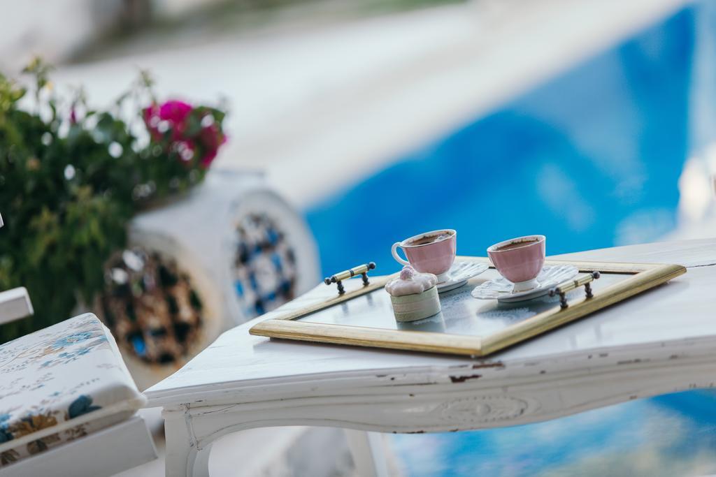 Lale Lodge Hotel Alacatı Bagian luar foto
